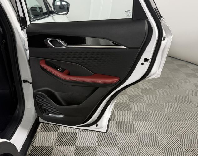 Geely Coolray  Comfort
