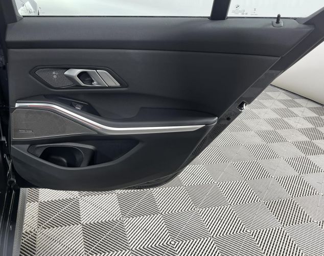 BMW 3 серия  