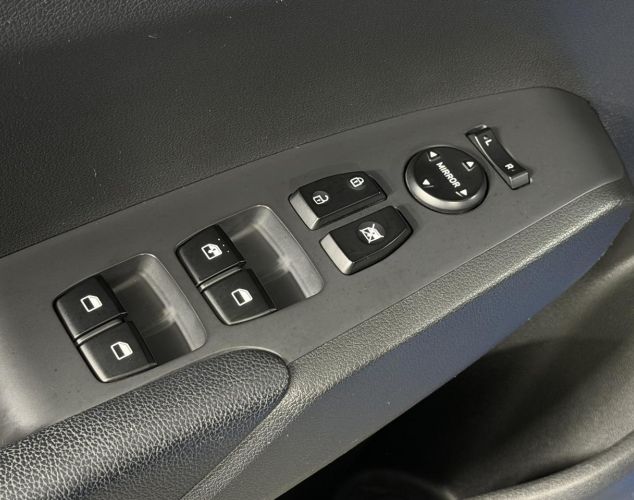 Hyundai Solaris  Active
