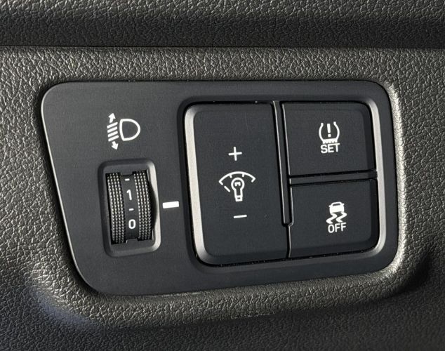 Hyundai Solaris  Active