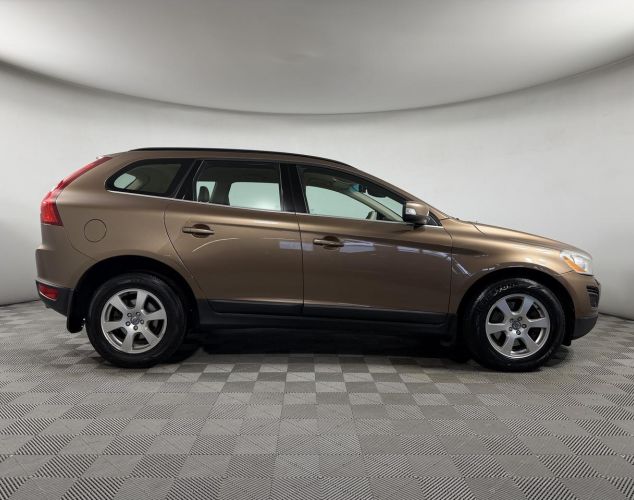 Volvo XC60  Momentum