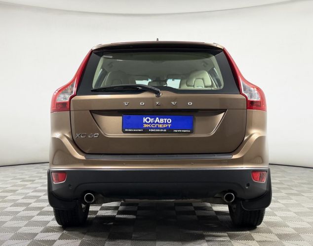 Volvo XC60  Momentum