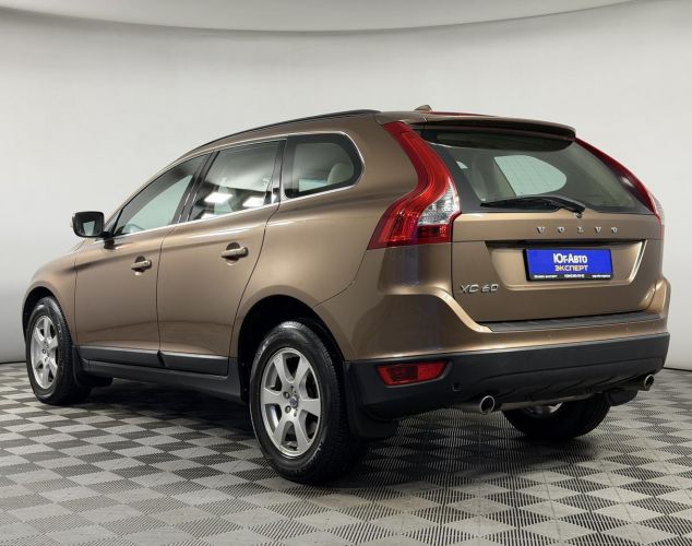 Volvo XC60  Momentum