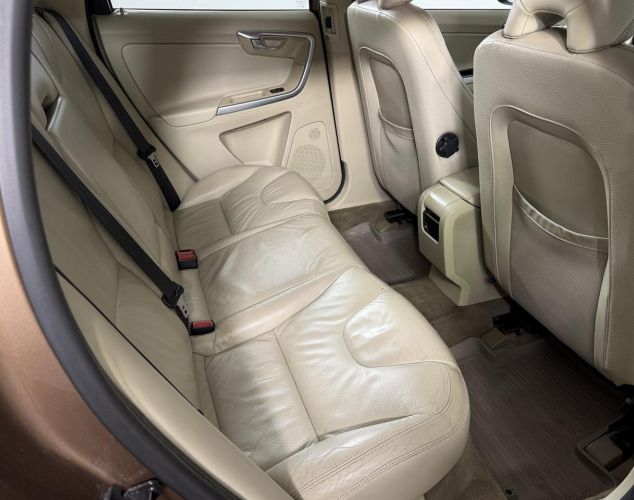Volvo XC60  Momentum