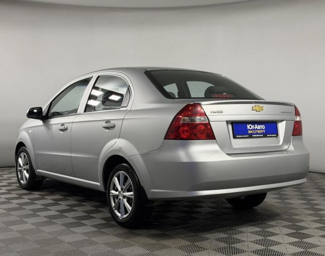 Chevrolet Aveo  Base low