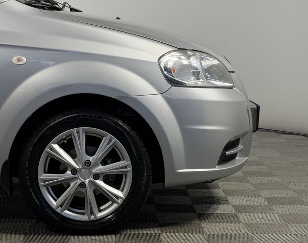 Chevrolet Aveo  Base low