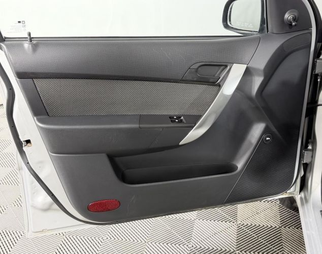 Chevrolet Aveo  Base low