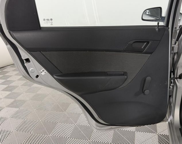 Chevrolet Aveo  Base low