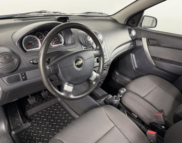 Chevrolet Aveo  Base low