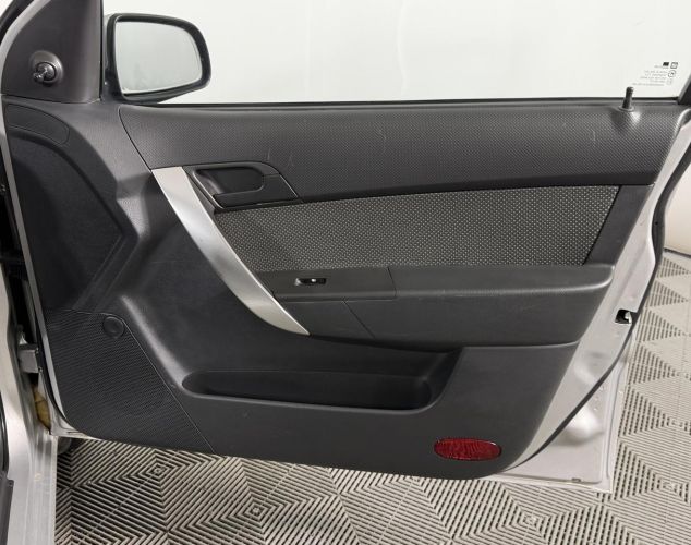 Chevrolet Aveo  Base low