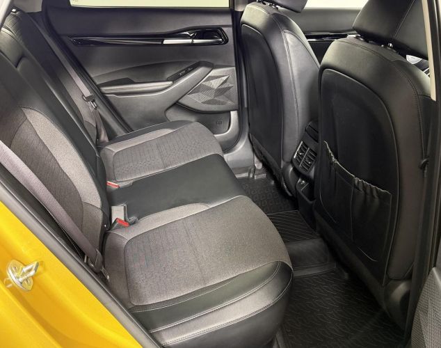 Kia Seltos  Prestige