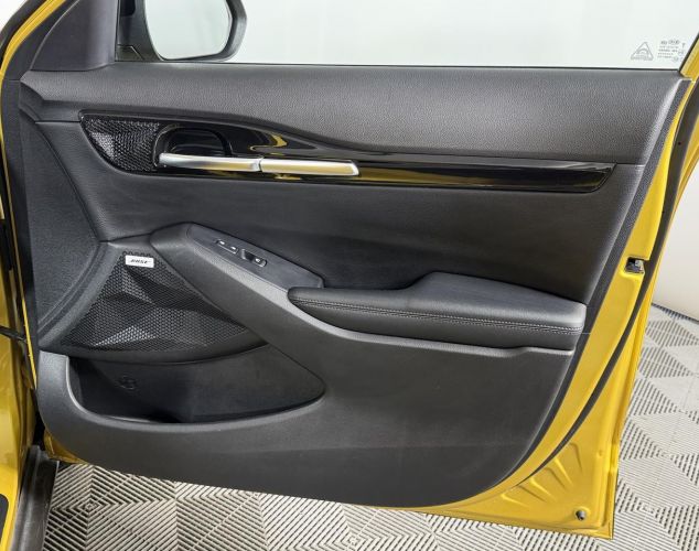 Kia Seltos  Prestige