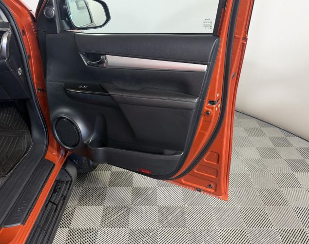 Toyota Hilux  Престиж