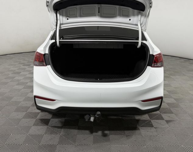 Hyundai Solaris  Active
