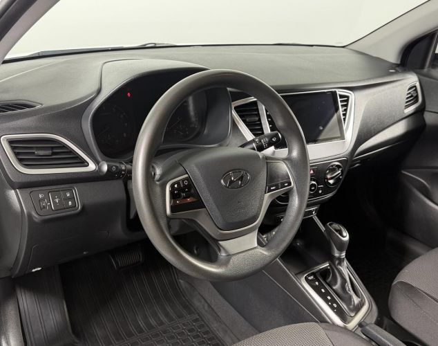 Hyundai Solaris  Active