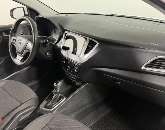 Hyundai Solaris  Active