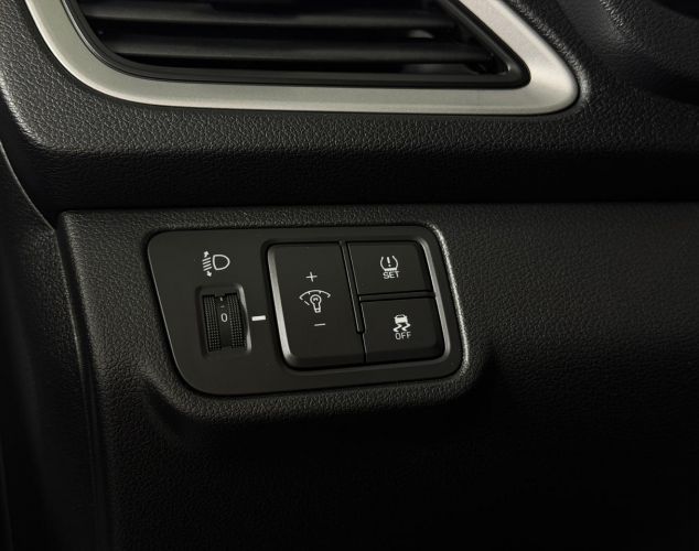 Hyundai Solaris  Active