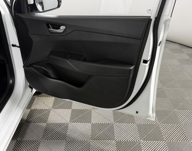 Hyundai Solaris  Active