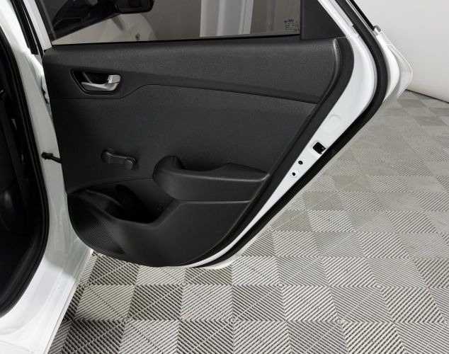 Hyundai Solaris  Active