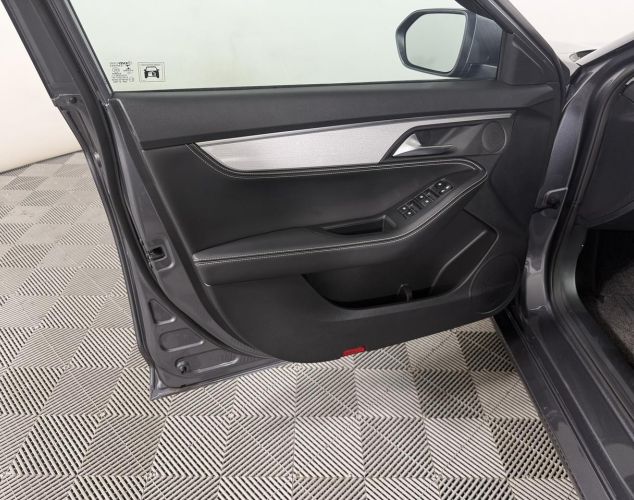 JAC J7  