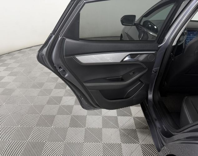 JAC J7  