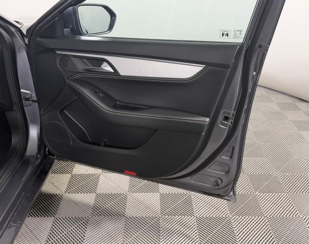 JAC J7  