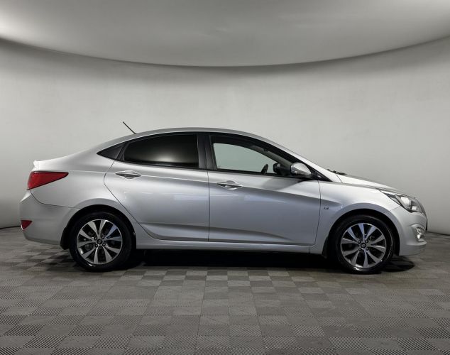 Hyundai Solaris  