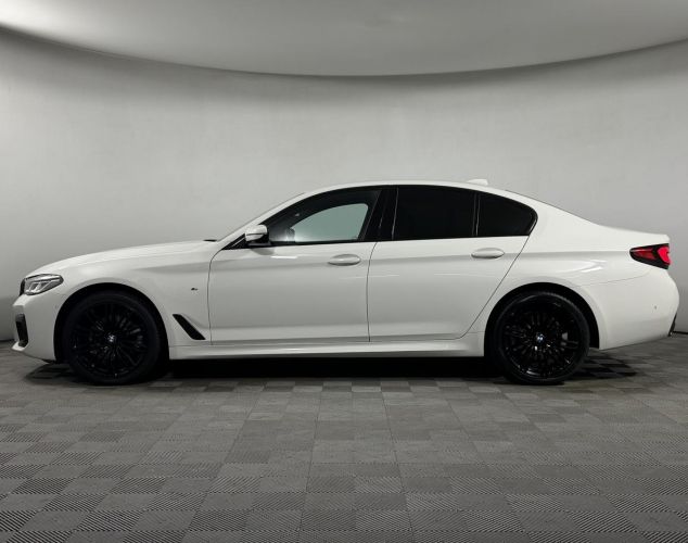 BMW 5 серия  