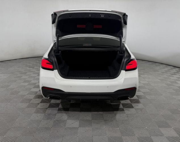 BMW 5 серия  