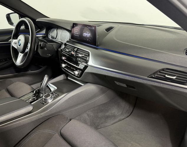 BMW 5 серия  