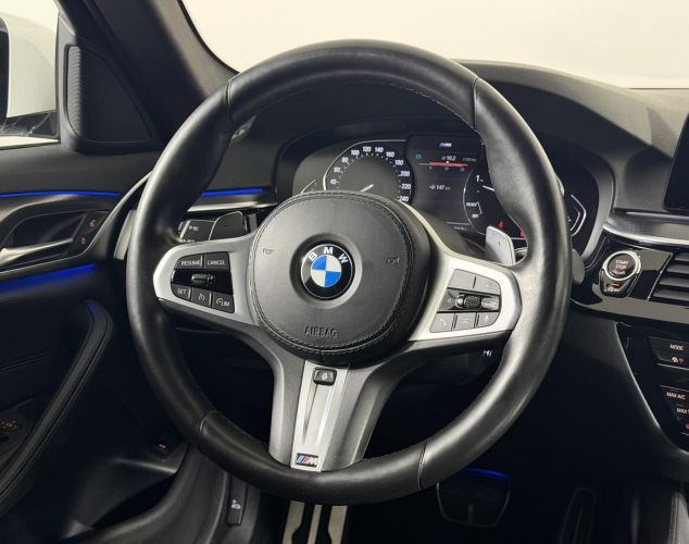 BMW 5 серия  