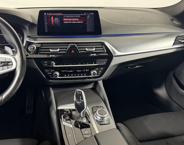 BMW 5 серия  