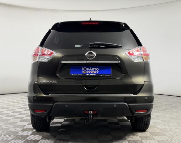 Nissan X-Trail  LE High