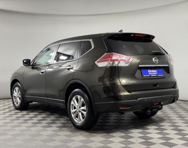 Nissan X-Trail  LE High