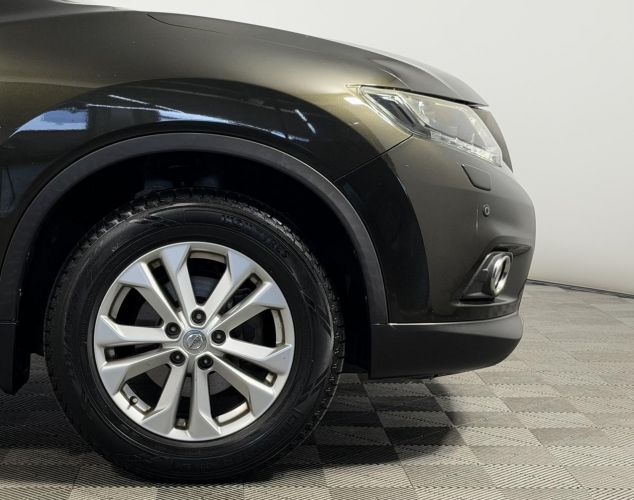 Nissan X-Trail  LE High