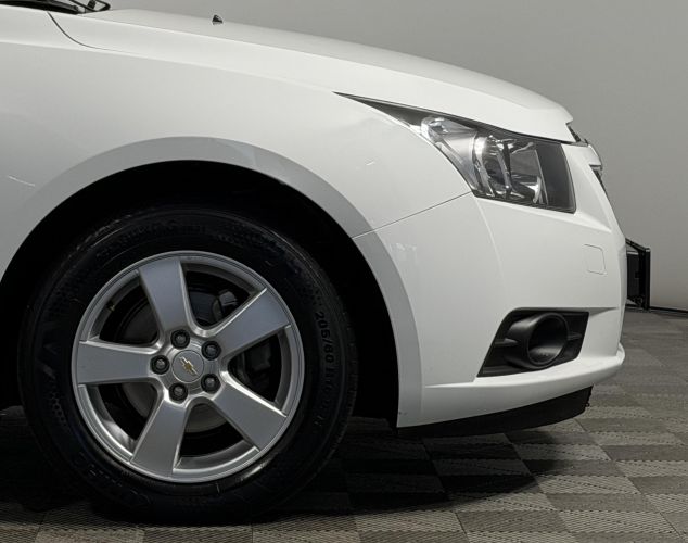 Chevrolet NAV Cruze  LS