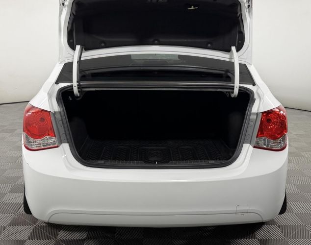 Chevrolet NAV Cruze  LS