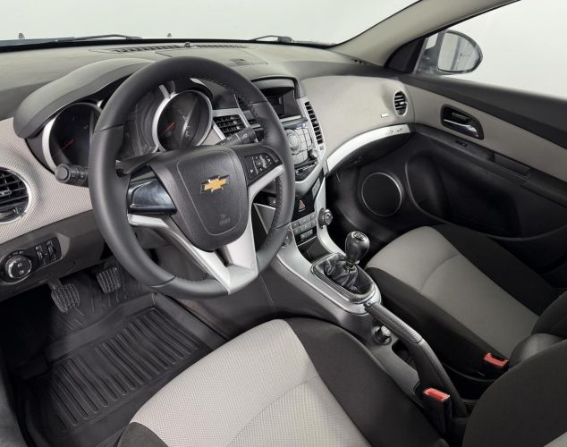 Chevrolet NAV Cruze  LS