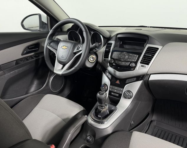 Chevrolet NAV Cruze  LS