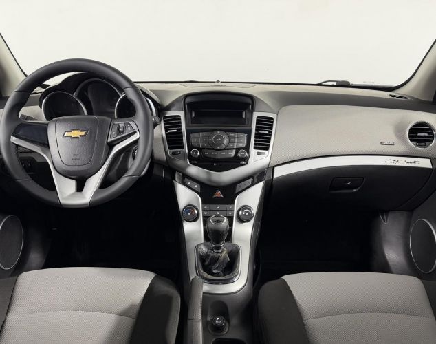 Chevrolet NAV Cruze  LS