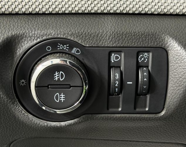 Chevrolet NAV Cruze  LS