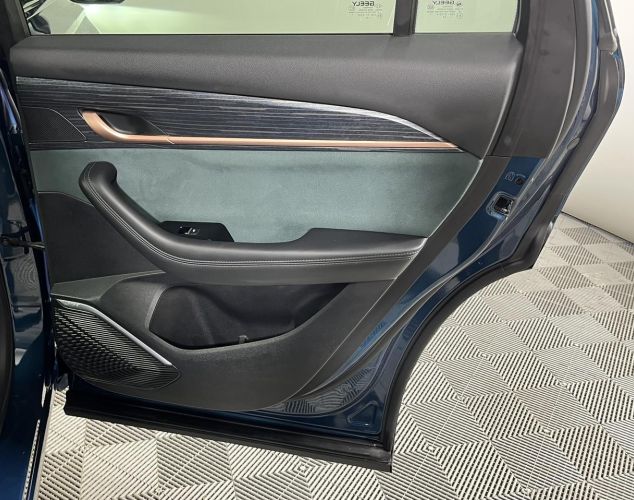 Geely Monjaro  