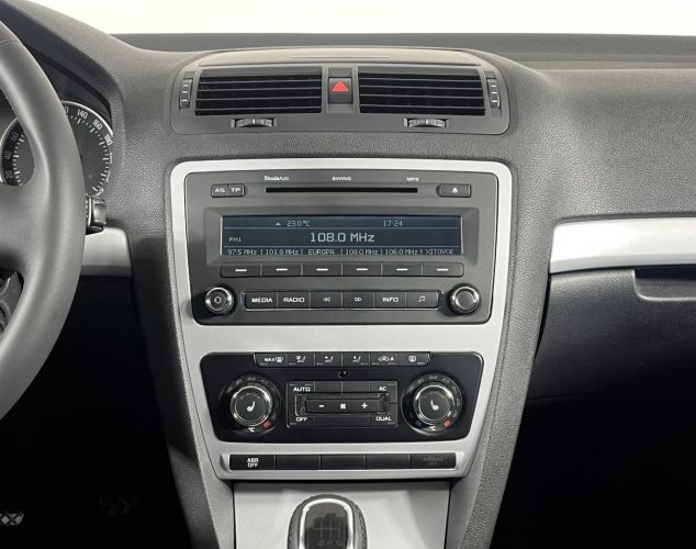 SKODA Octavia  Ambition