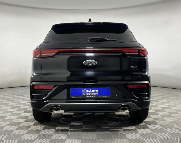 JAC JS6  Flagship