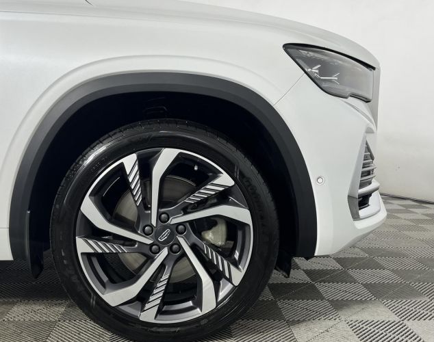 Geely Monjaro  Flagship 8AT