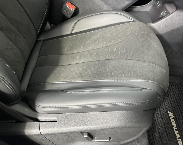 Geely Monjaro  Flagship 8AT