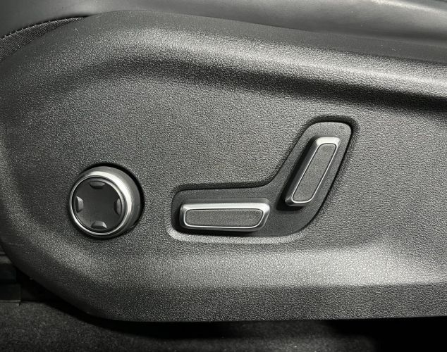 Geely Monjaro  Flagship 8AT