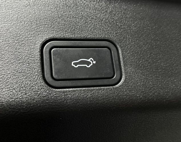 Geely Monjaro  Flagship 8AT