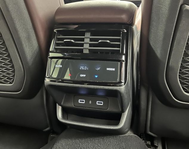 Geely Monjaro  