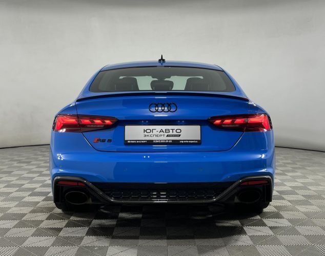 Audi RS 5  
